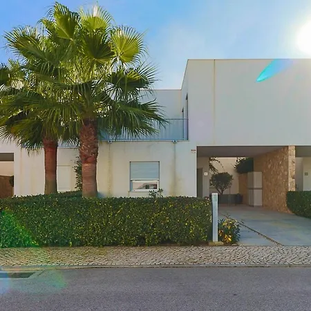 Casa Migui Design By Alzira Αλμπουφέιρα